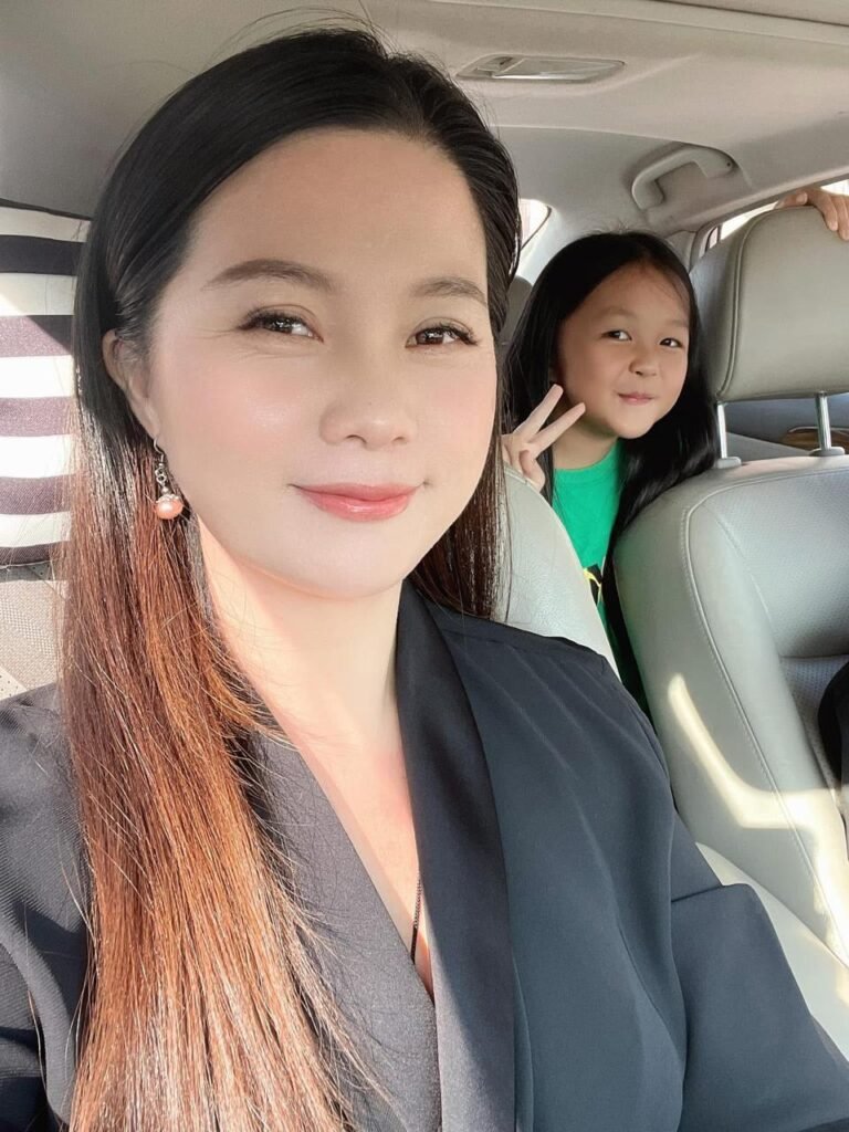 LaoVisaGateway visa support consultant assisting clients with Laos visa and immigration services
